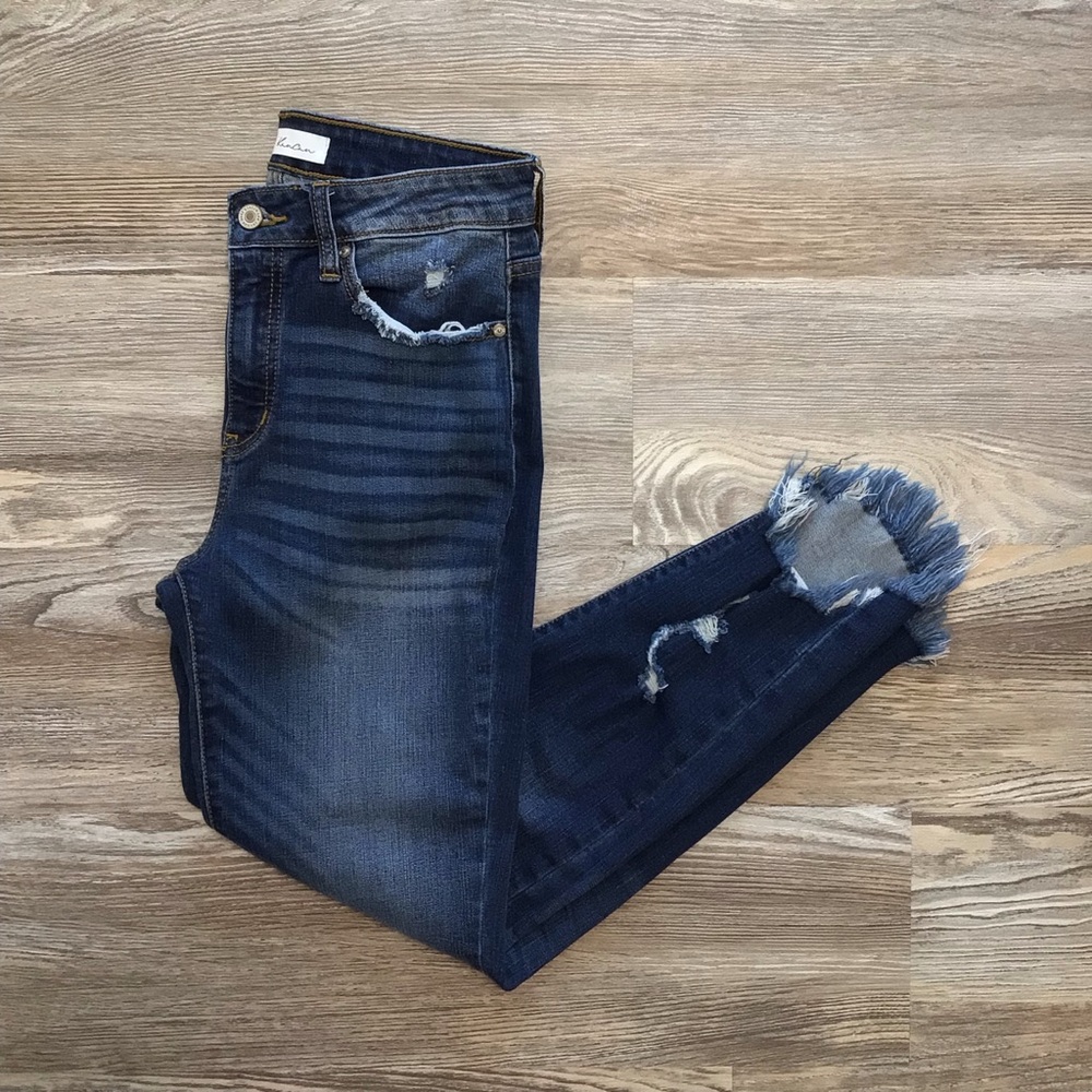 KanCan Mid Rise Skinny Raw Hem Ankle Jeans Medium Distressed Rinse 7/27
